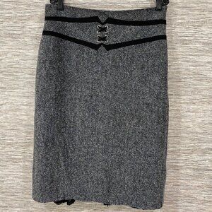 💛💛Worthington Gray Tweed Pencil Skirt With Black Trim Lace-Up Detail Size 16
